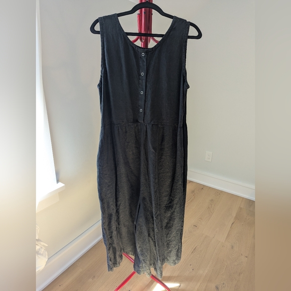 Conscious Clothing Linen Backyard Jumpsuit in Black size XL - Picture 8 of 9